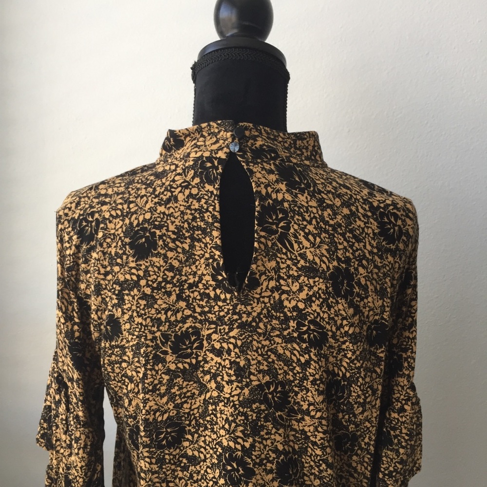 BP Long Sleeve Ruffle Blouse - Picture 4 of 6